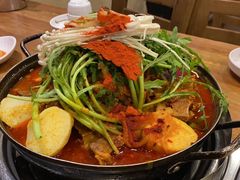 -喇喇排骨火锅·传统韩式脊骨汤(望京西园总店)