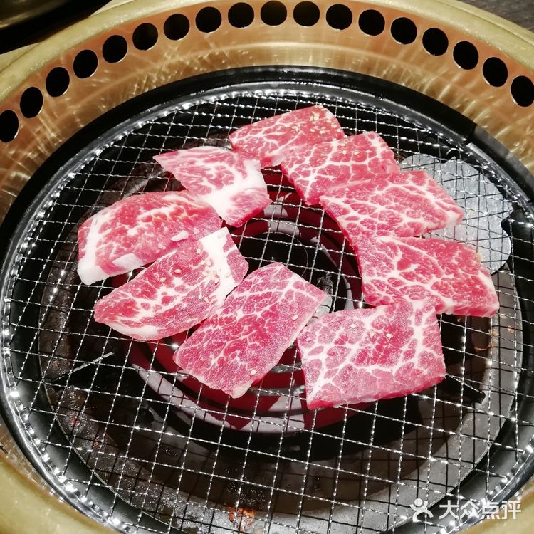 牛角日本烧肉 滋滋冒油的过瘾感！ [加油]