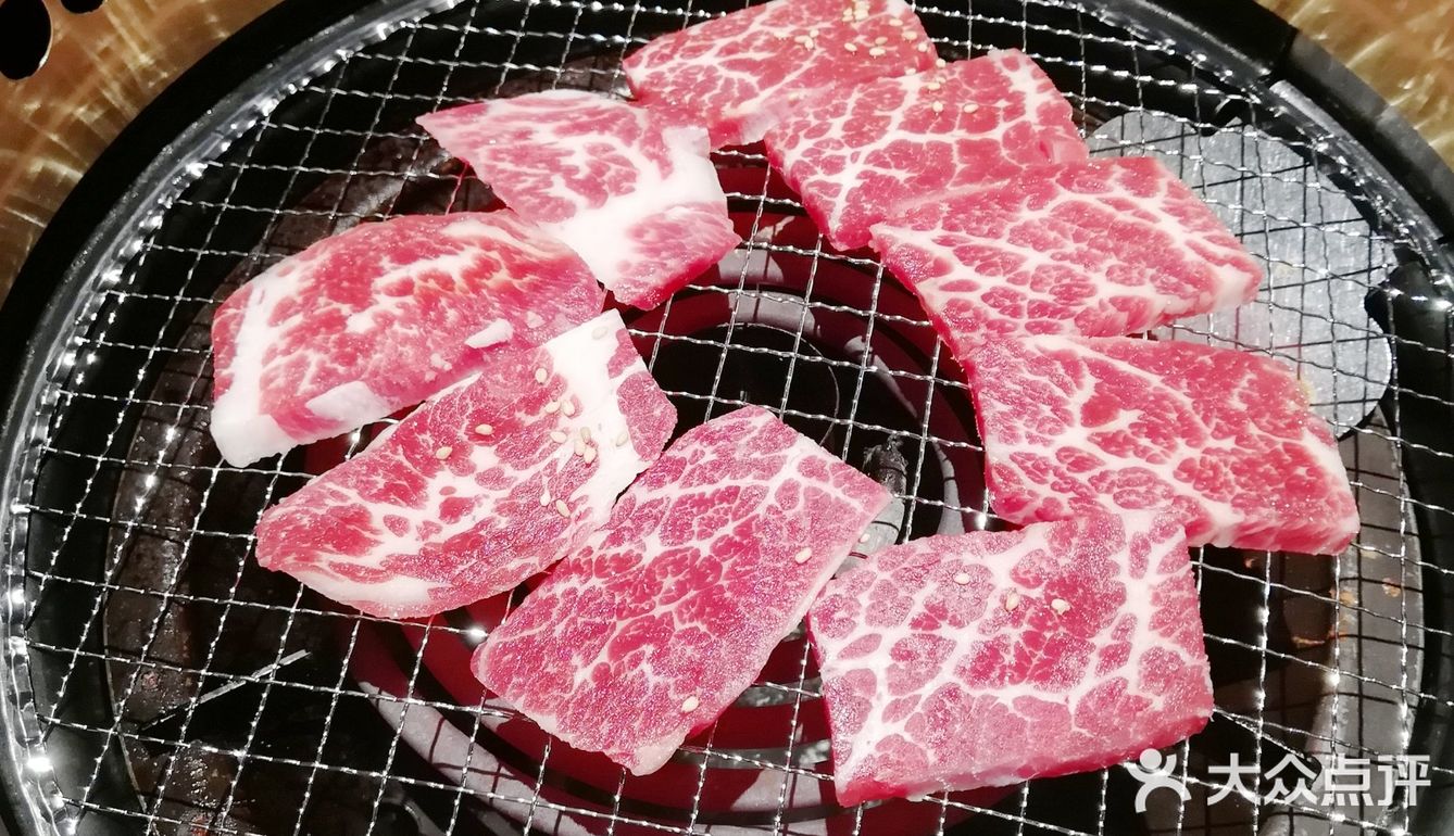 牛角日本烧肉 滋滋冒油的过瘾感！ [加油]