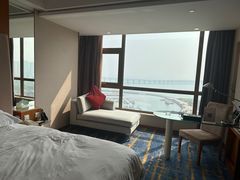 -大连星海皇冠假日酒店