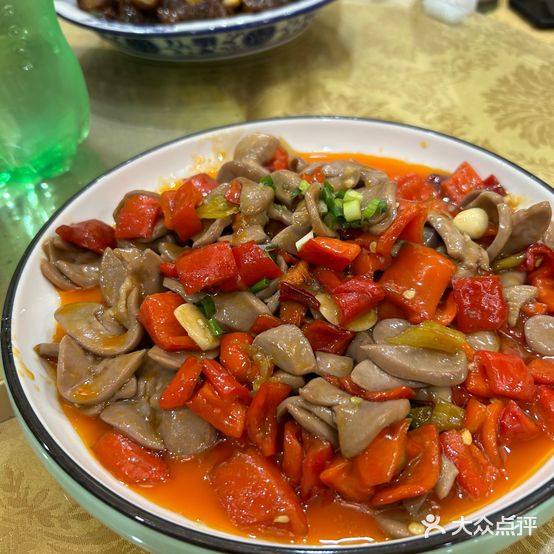 奇食大不同菜馆(仙鹤街店)