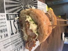 bread & beast-KONG by Bread & Beast