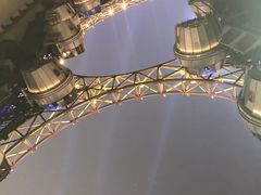 -影汇之星8字形摩天轮