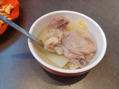 -金鱼盆32年水煮鱼·18秒辣椒炒肉(京西大悦城店)