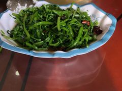 -俺家菜馆(百里峡店)