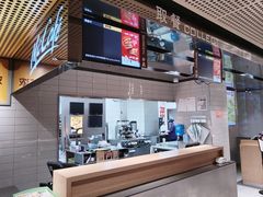 -麦当劳(四平路店)
