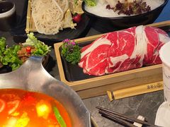 -湊湊火锅·茶憩(杭州湖滨银泰in77店)