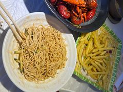 -肥肥虾庄·金牌油焖大虾(沙湖店)