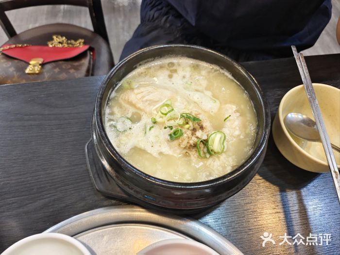 莲洞本家图片