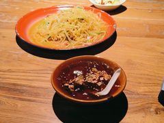 -先启半步颠小酒馆(白麓里店)