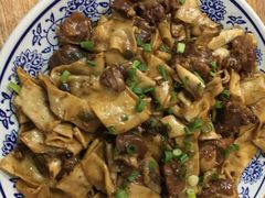 胡羊焖饼-壹阁胡羊焖饼(特色小吃街店)