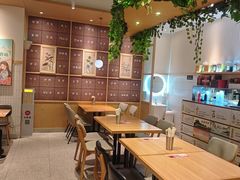 -必胜客(WOW昙华林店)
