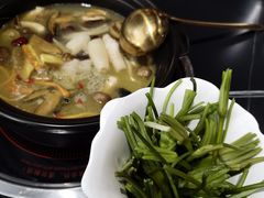 -野菌皇海景野生菌火锅(滨海大道店)