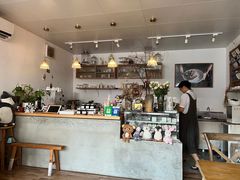 -In Cafe隐食研室