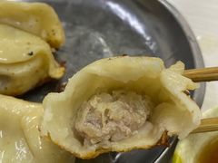 -黄阿姨锅贴大王(万航渡路店)