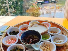 -包整·丝娃娃(一览甲秀楼风景店)