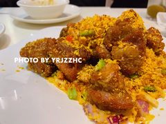 金牌蒜香排骨-禄興記香港大排档(歌斐中心店)