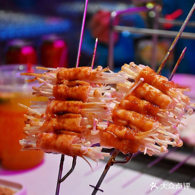 酒肉双全的网红烤串
