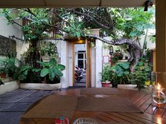 -Sala Thai Restaurant