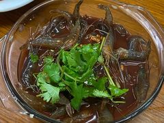 -胡子饮食店