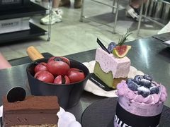 -W COLLECTIVE  DESSERT SHOP