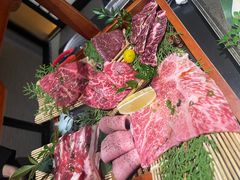-山川小町·极番烧肉(新地假日广场店)