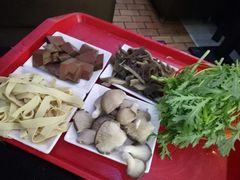 -巫山烤全鱼·重庆鸡公煲(吴中路店)