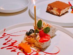 栗子蛋糕配奶油冰淇淋-Solo(衡山路店)