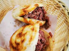 -闫家驴肉老店(华电一校店)