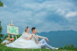 -角色婚纱摄影(中心店)