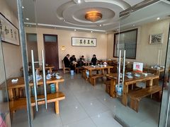 -美顺香食府鱼头老店(雪野湖店)