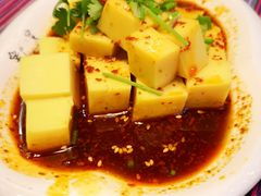 -香巴拉云南餐厅(华莱坞店)