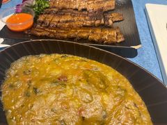 -香巴拉云南餐厅(华莱坞店)