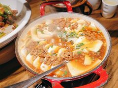-爱碗亭·鲜炒湖南菜(壹城中心店)