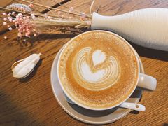 海盐开心果拿铁-LIN COFFEE CO(龙珠达店)