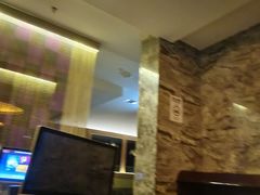 -畅想汤泉生活(民治店)