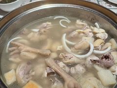 -烹然四季椰子鸡火锅(姚家园万象汇店)