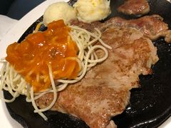 -豪客来牛排(中央花苑店)
