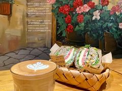 -萤火虫咖啡(后海店)