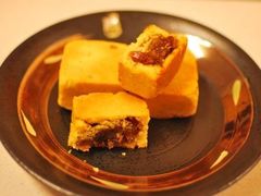 凤梨酥-赞记龙凤礼饼(广州市二宫向群宾馆店)