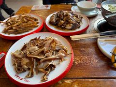 -老鼎万春卤菜(五代传承创始老店)