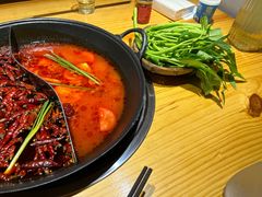 -乐闹闹重庆火鍋(民治店)
