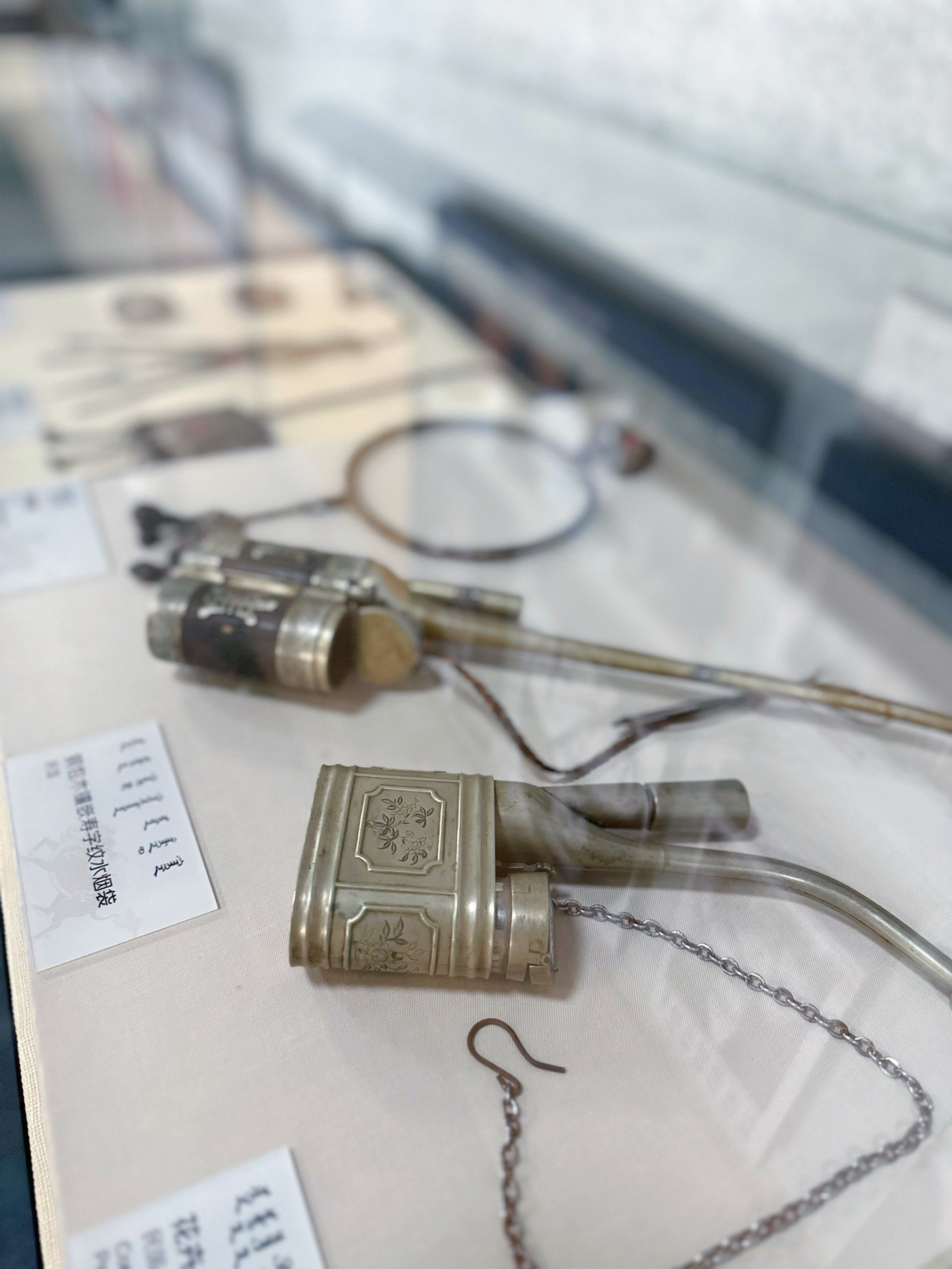 呀 
92将军衙署简介
绥远城将军衙署是清代绥远将军管辖归化