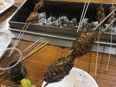 烤蚕蛹-老广烧烤(骆驼山康馨园店)