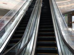 -银泰百货(厦门国贸中心店)