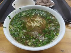 -马德元纯汤牛肉面(太奥广场店)