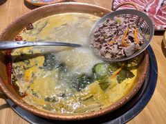 -洱火云南酸菜牛肉火锅(石景山当代商城店)