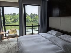 -上海怡沁园度假酒店