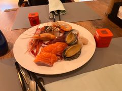 -怡咖啡海鲜自助餐厅(浦东香格里拉店)
