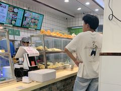 -聚德华天护国寺小吃(甜水园店)